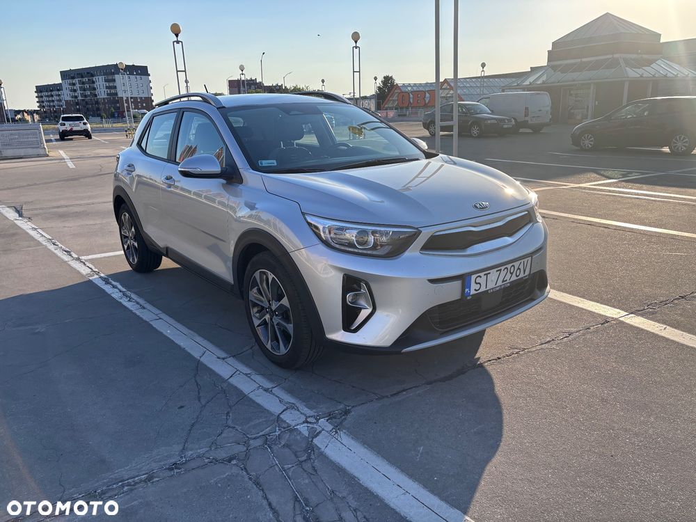 Kia Stonic 1.0 T-GDI MHEV L - 4