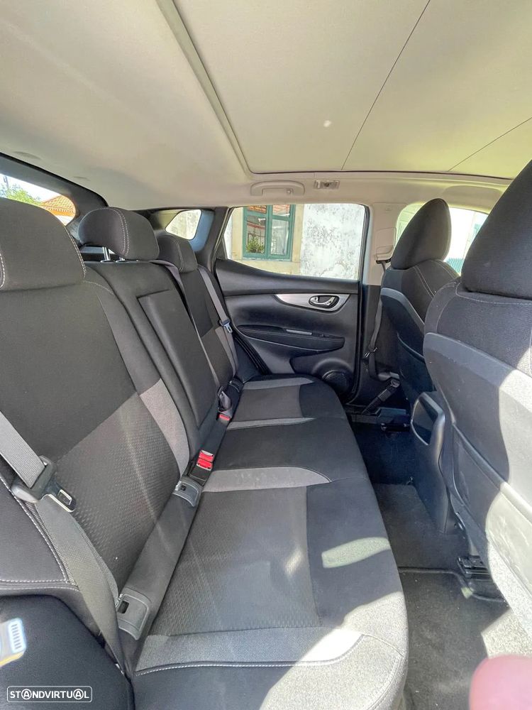 Nissan Qashqai 1.5 dCi N-Connecta 18 - 7