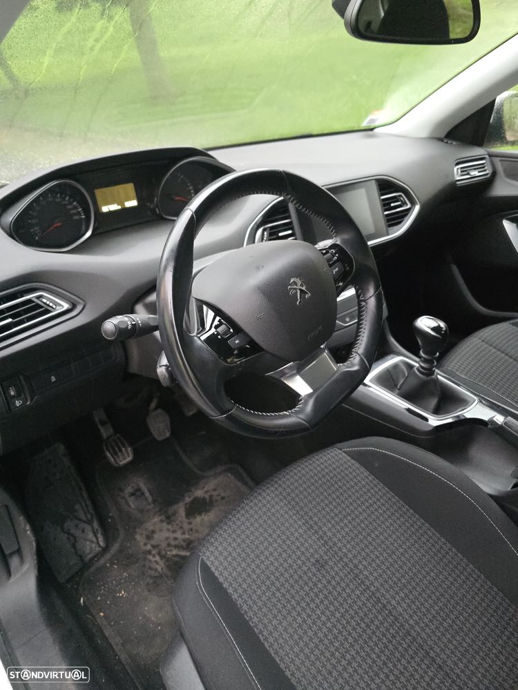 Peugeot 308 1.5 BlueHDi Style - 16