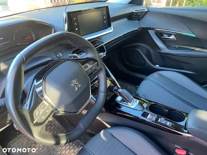 Peugeot 2008 1.2 PureTech Allure Pack S&S EAT8 - 9