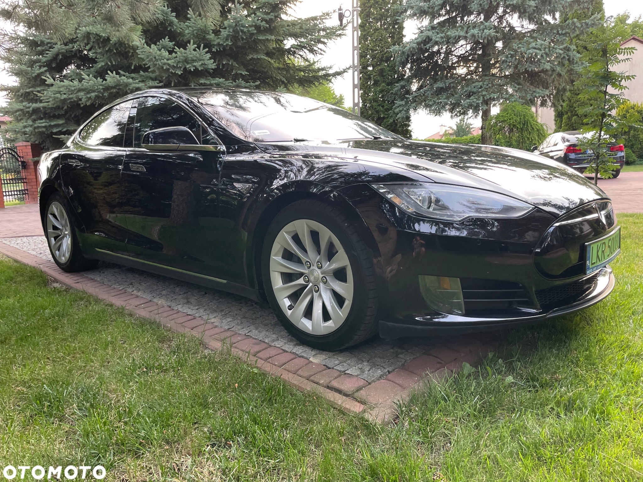 Tesla Model S 70 D - 2