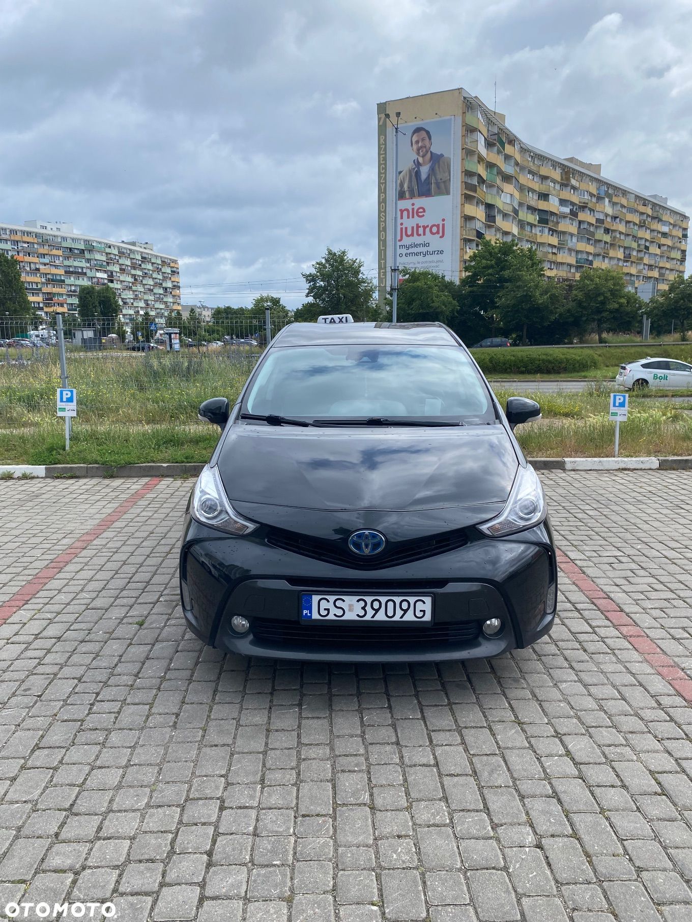 Toyota Prius+ (Hybrid) Comfort - 1