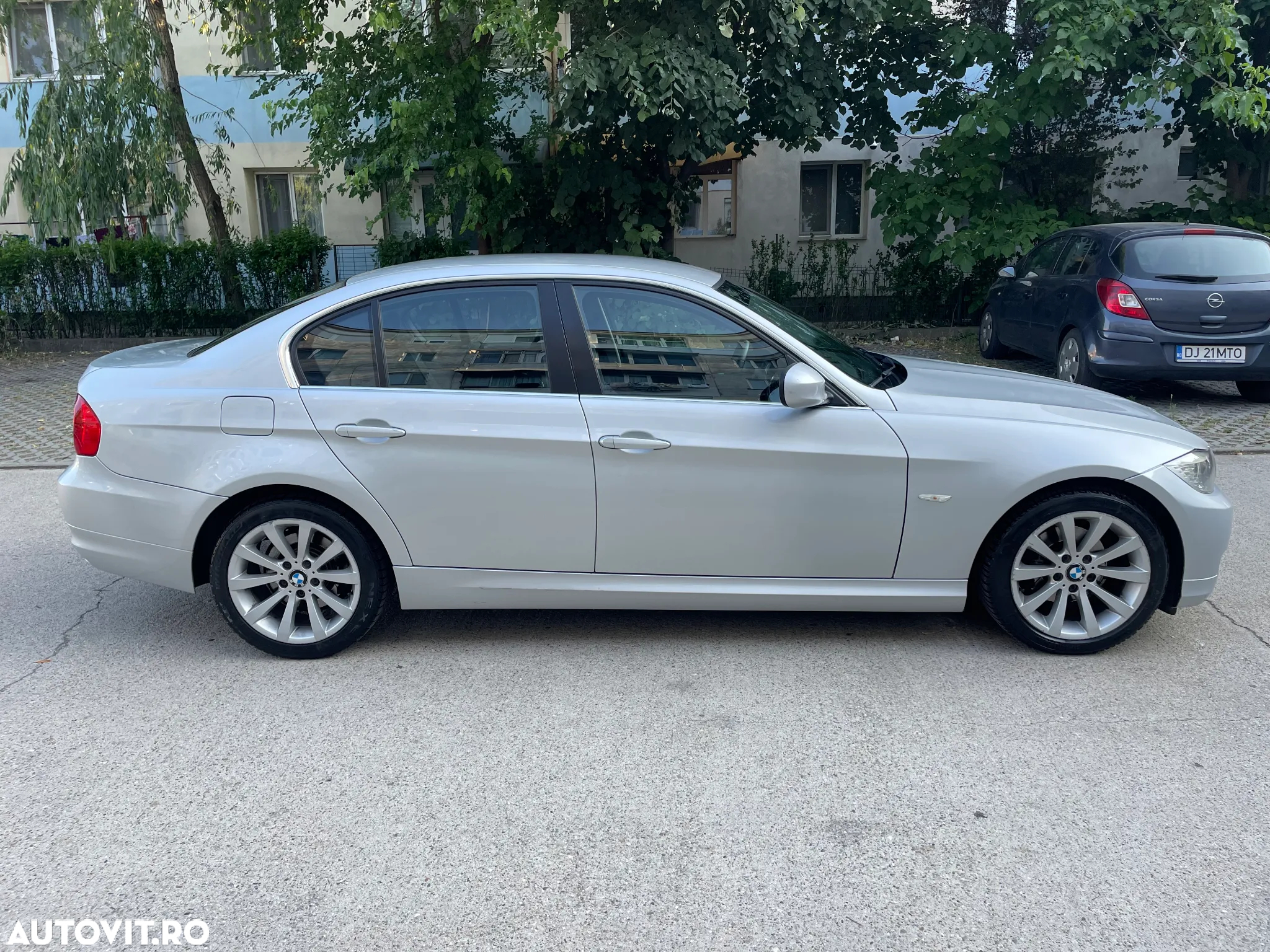 BMW Seria 3 - 12
