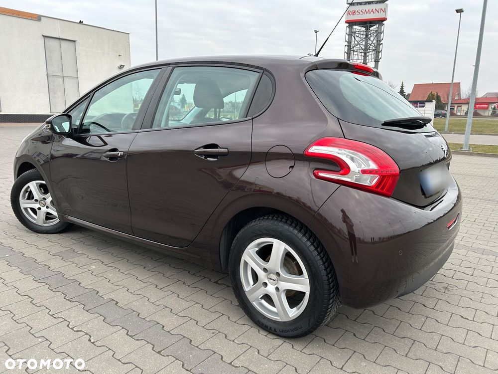 Peugeot 208 1.2 VTi Style - 23