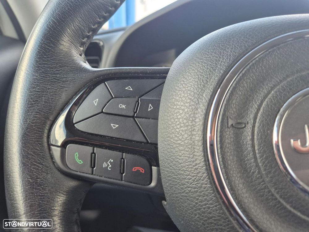 Jeep Renegade 1.3 T Night Eagle DCT - 22