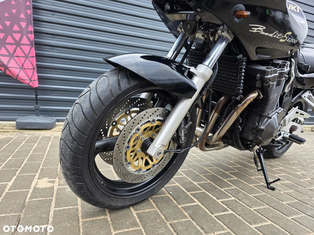 Suzuki Bandit - 24