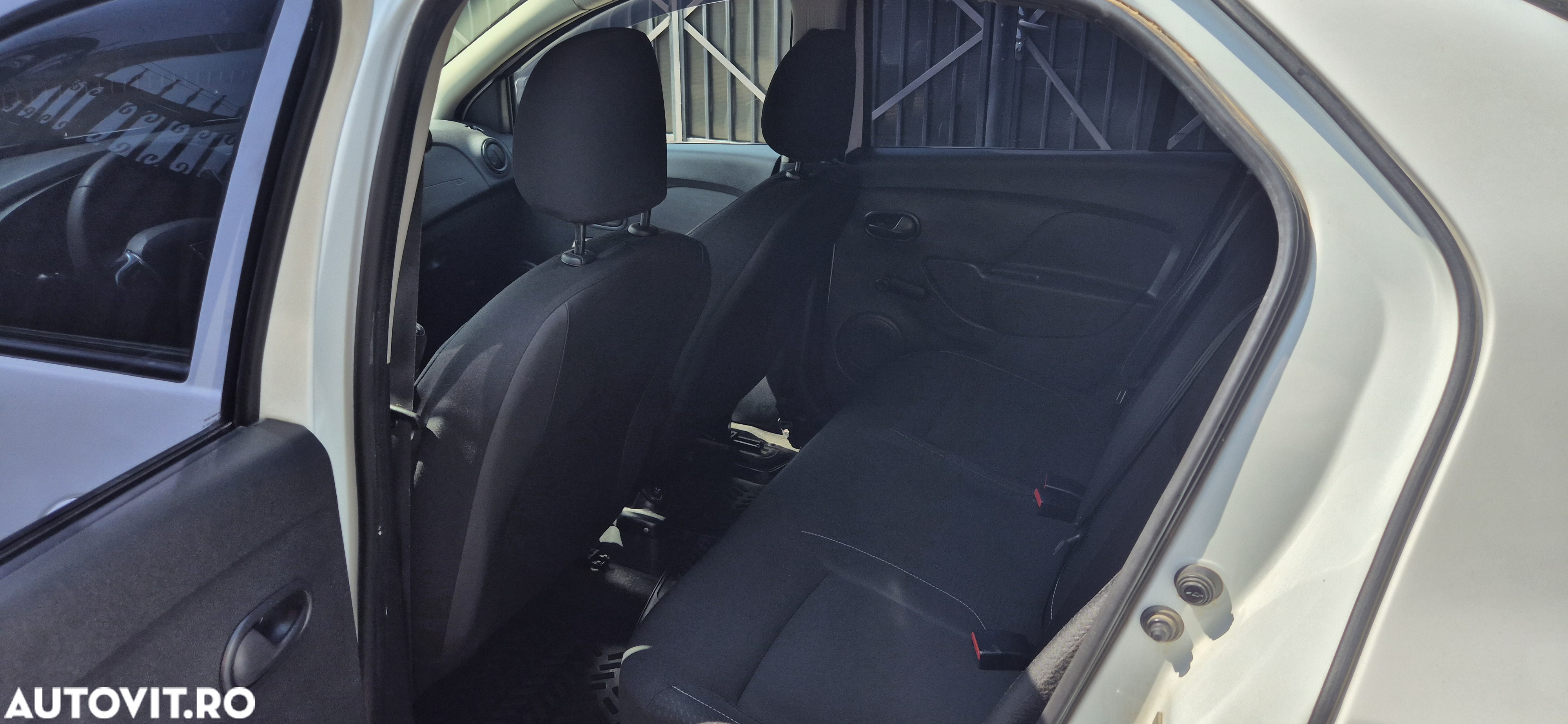 Dacia Logan - 5