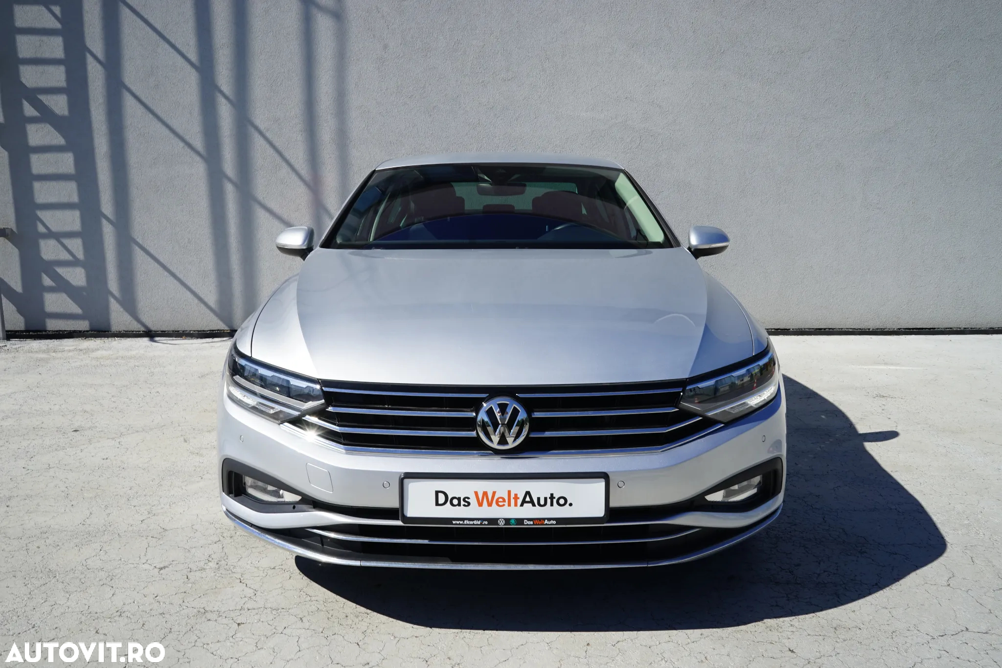 Volkswagen Passat Variant 2.0 TDI DSG Highline - 9