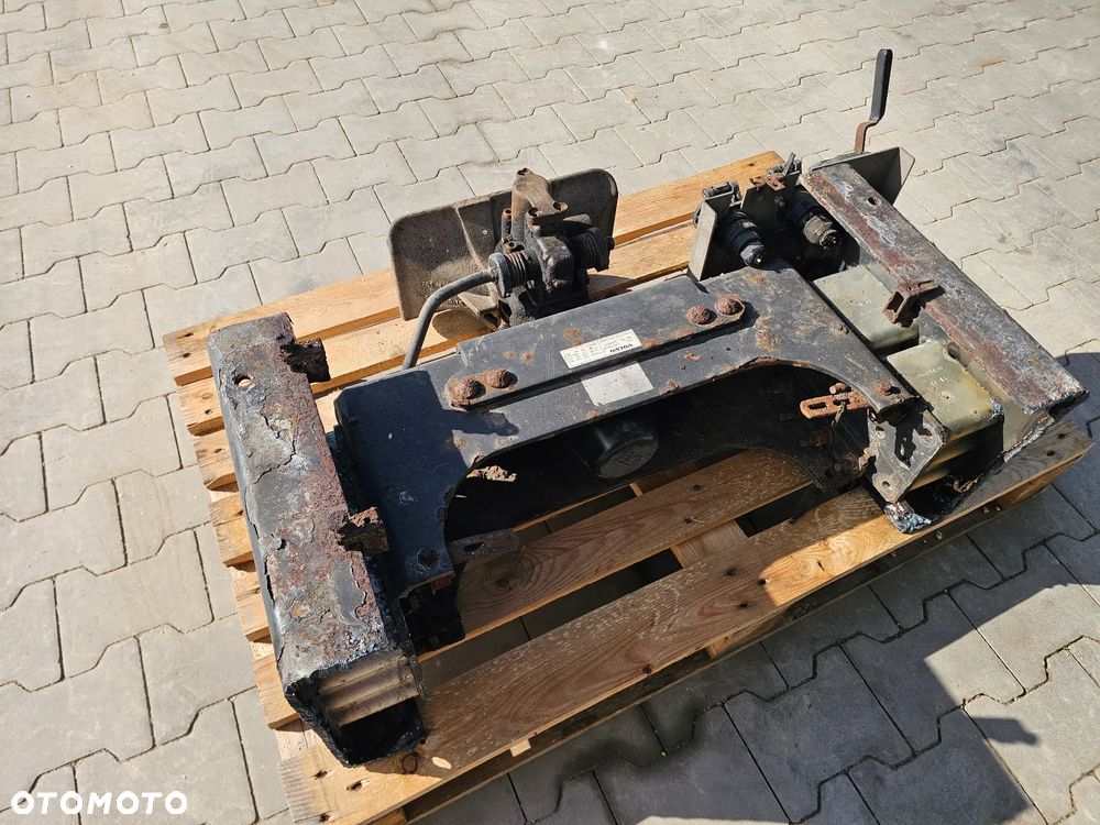 HAK BELKA ZACZEP HAKA VOLVO 20566947 - 3