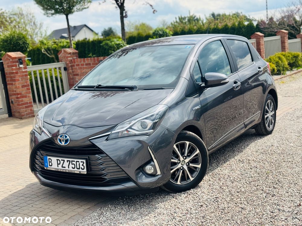Toyota Yaris Hybrid 1.5 Executive - 4