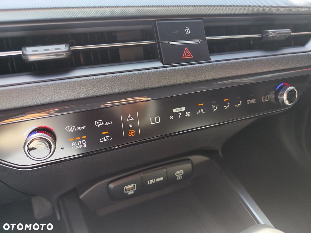Kia XCeed 1.6 T-GDI Business Line DCT - 19