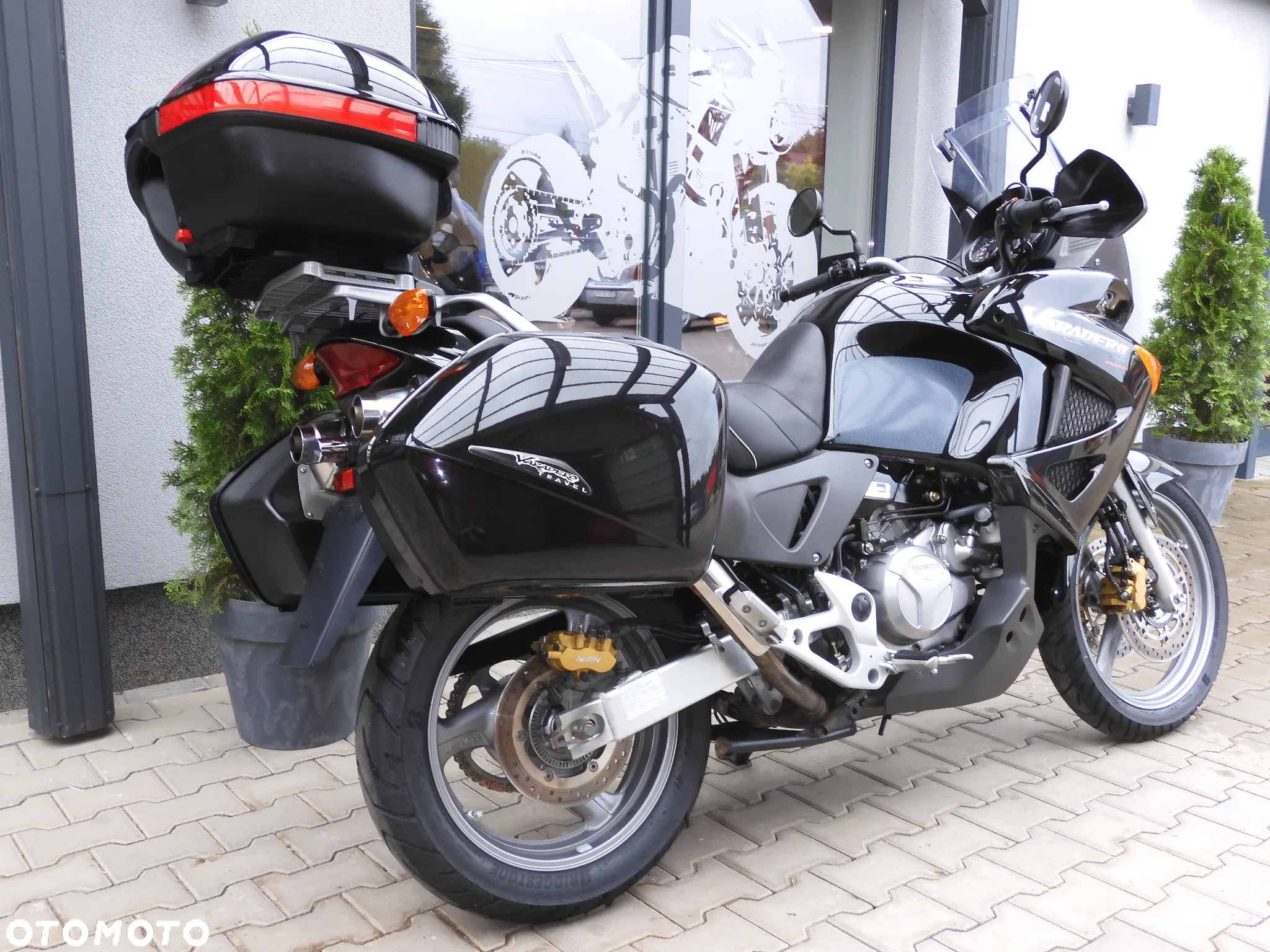 Honda XL - 12
