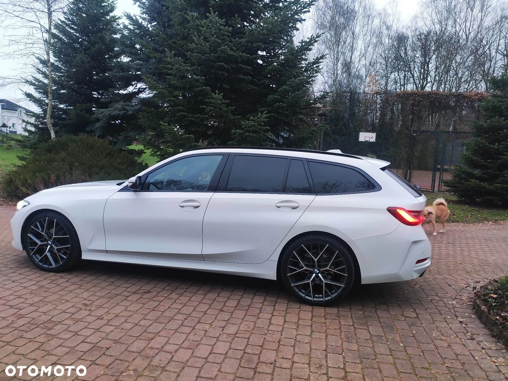 BMW Seria 3 318d Sport Line - 34