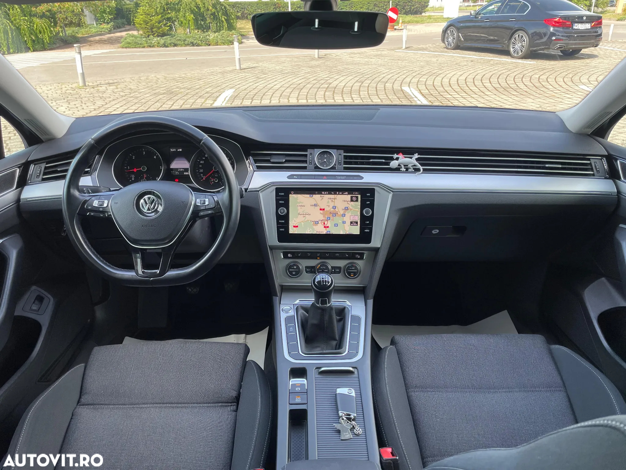 Volkswagen Passat Variant 2.0 TDI SCR Highline - 13