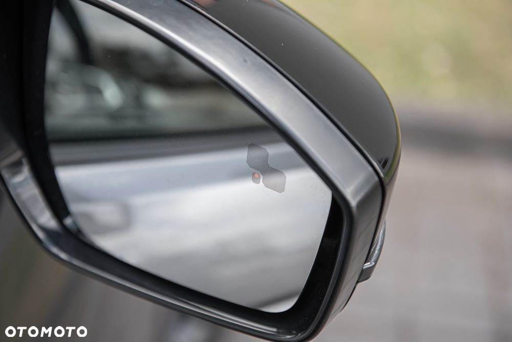 Land Rover Discovery Sport - 34