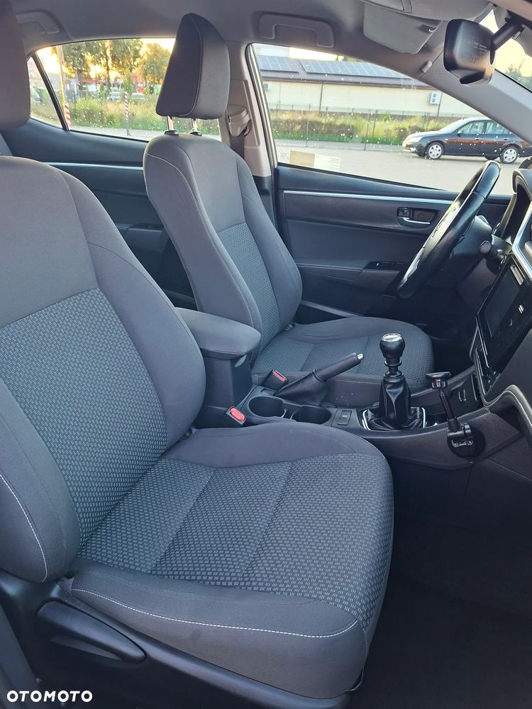 Toyota Corolla 1.6 Comfort - 7
