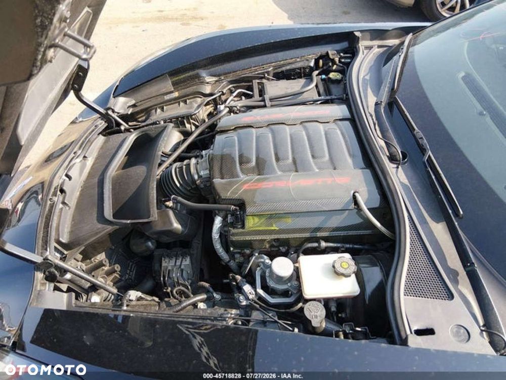 Chevrolet Corvette - 10