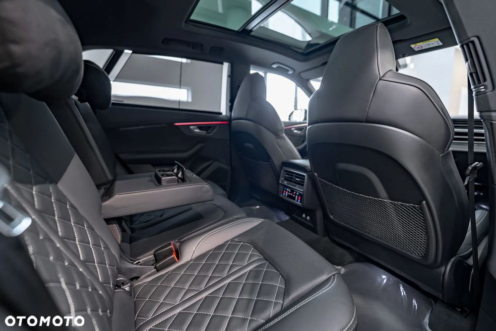 Audi SQ8 - 36