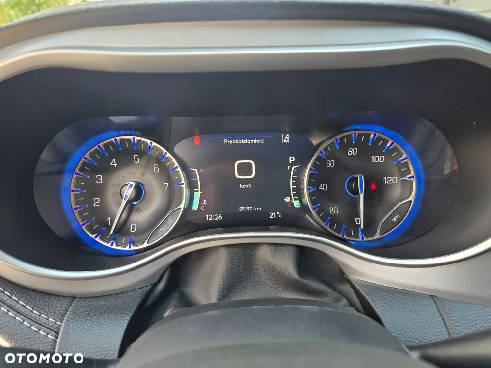 Chrysler Pacifica - 25