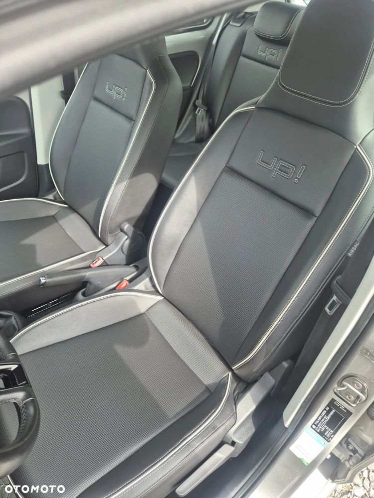 Volkswagen up! - 9