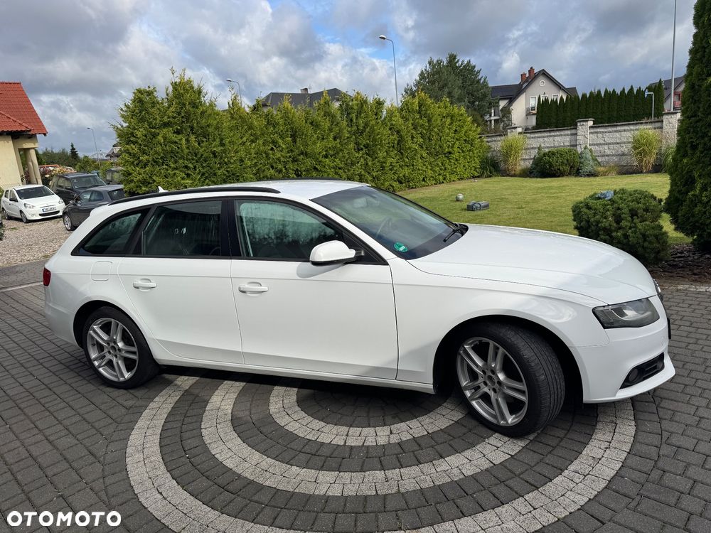 Audi A4 Avant 2.0 TDI DPF Ambiente - 10