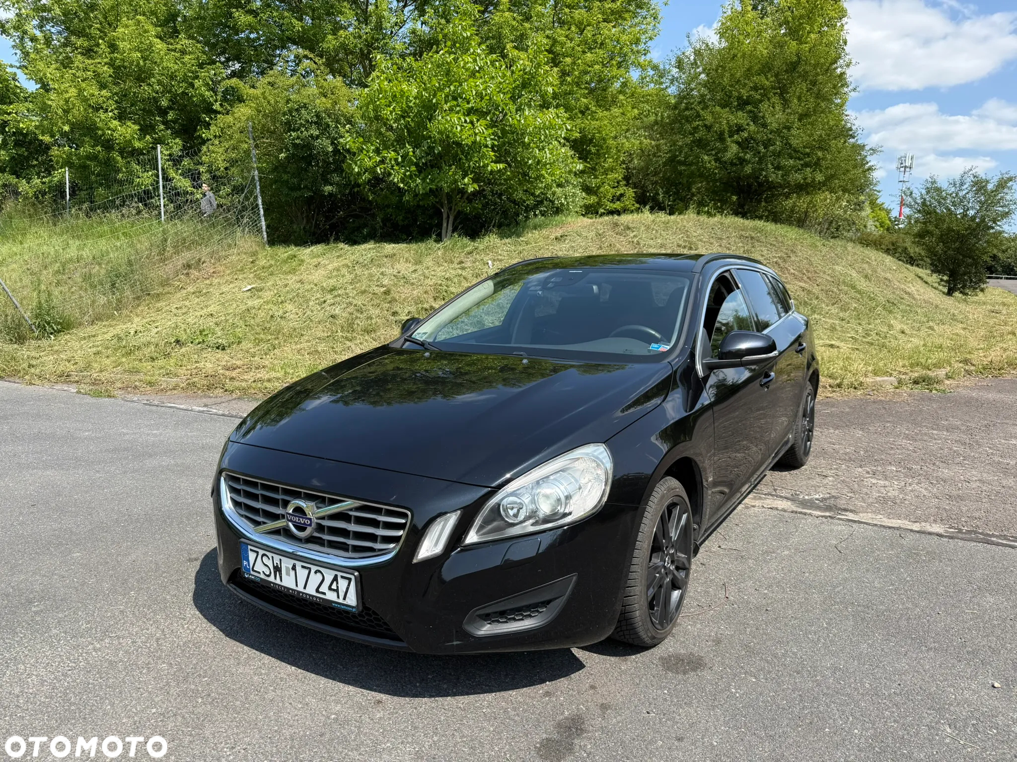 Volvo V60 D4 Momentum - 14
