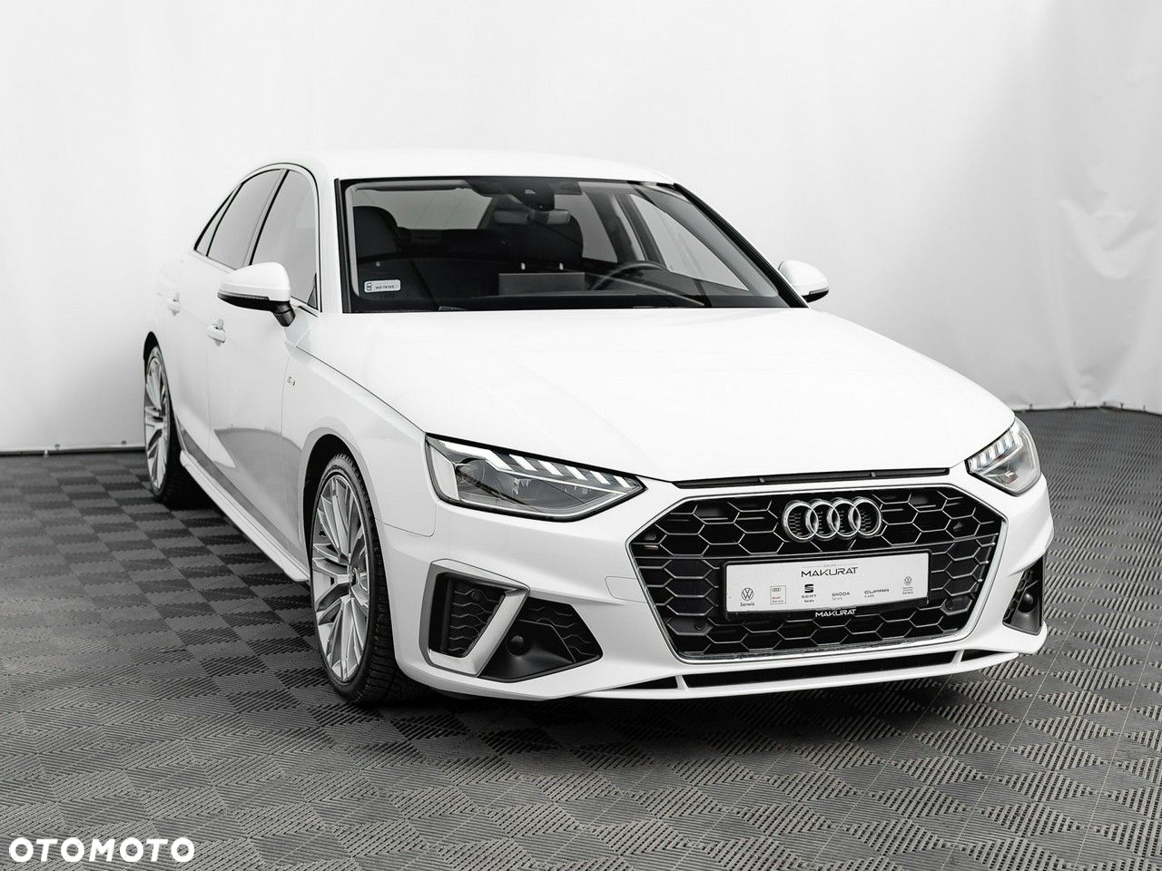 Audi A4 - 4