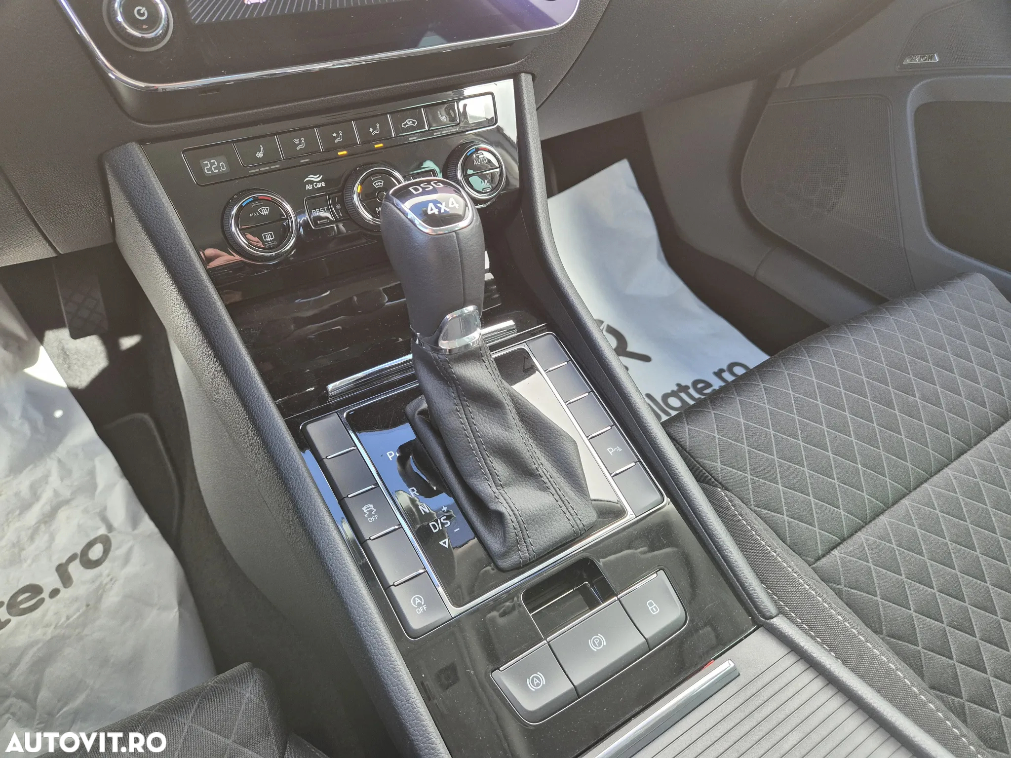 Skoda Superb 2.0 TSI 4X4 DSG Style - 37