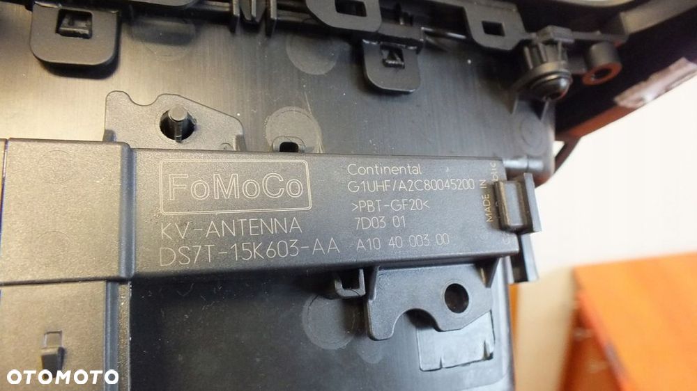 RAMKA TUNELU KONSOLI FOCUS MK3 F1EB-A044C82-AGW - 5