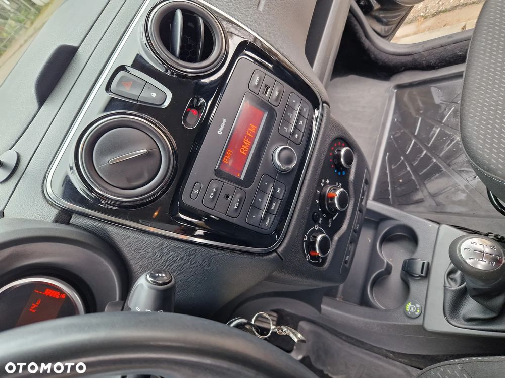 Dacia Lodgy 1.6 SCe Laureate S&S - 23