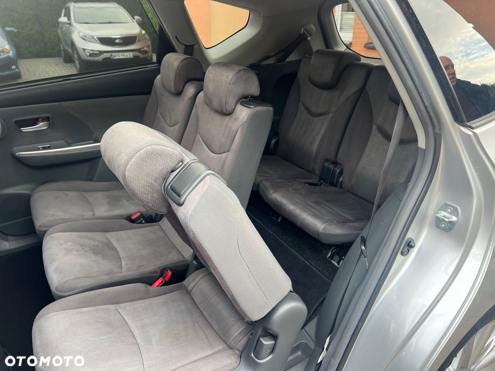 Toyota Prius+ (Hybrid) Executive - 24