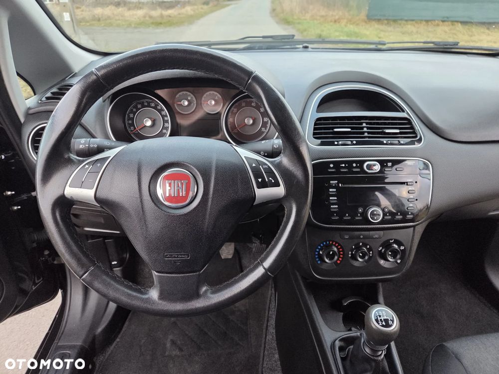 Fiat Punto 1.4 Young - 14