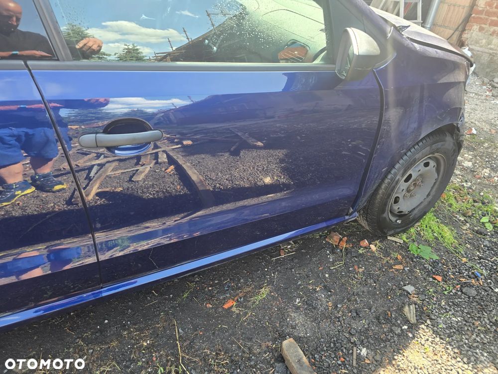 Drzwi prawy przód vw polo V 6R 6C  w kolorze LD5Q - 1