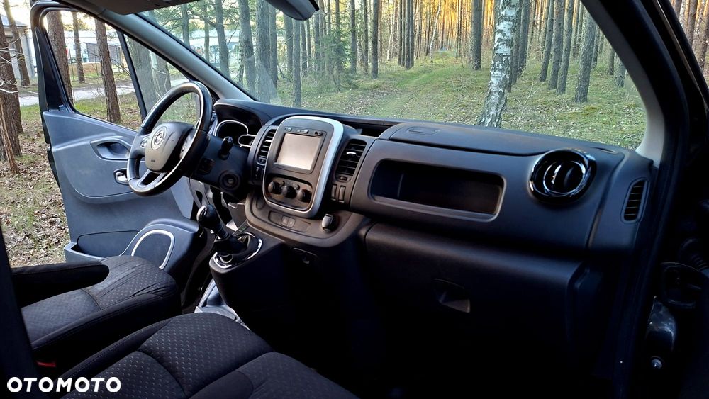 Opel Vivaro - 12