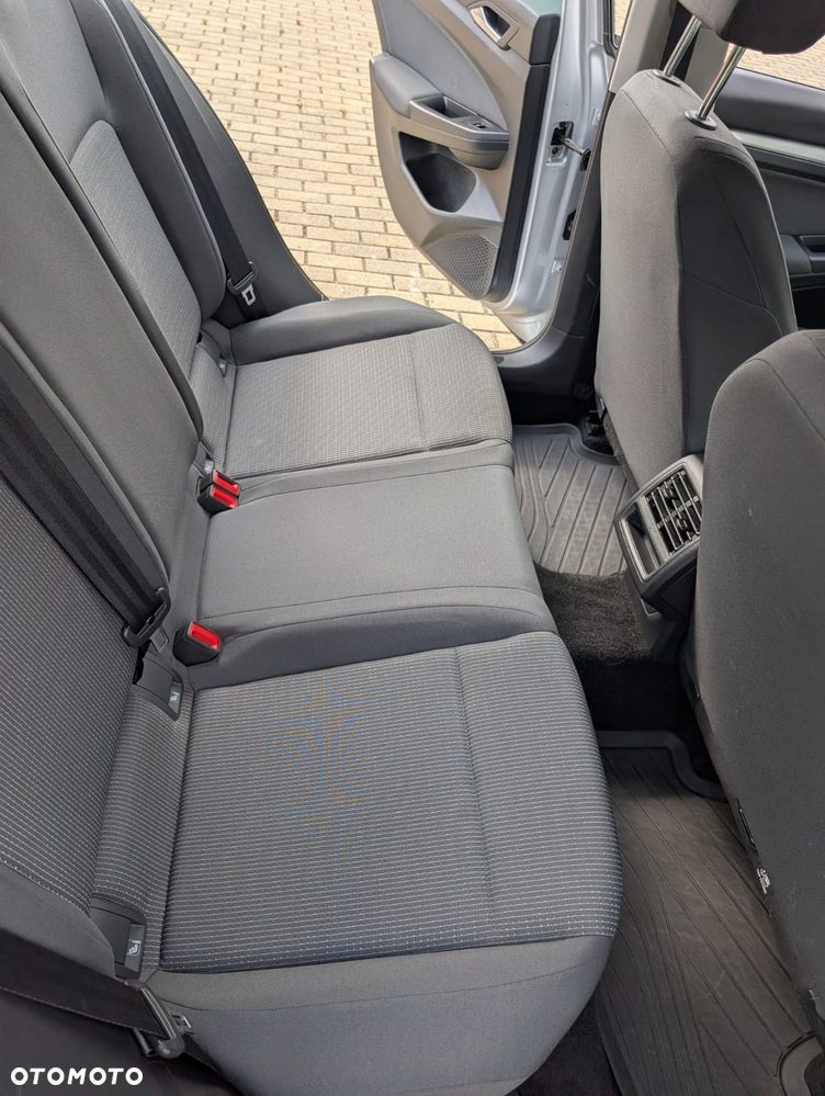 Volkswagen Golf 2.0 TDI Life - 26
