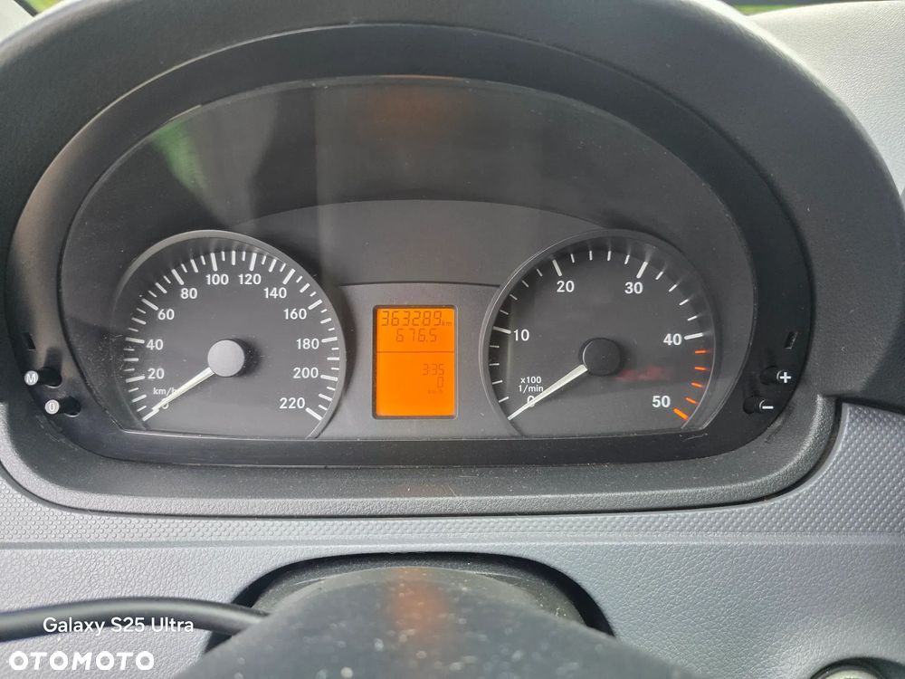 Mercedes-Benz Vito - 11