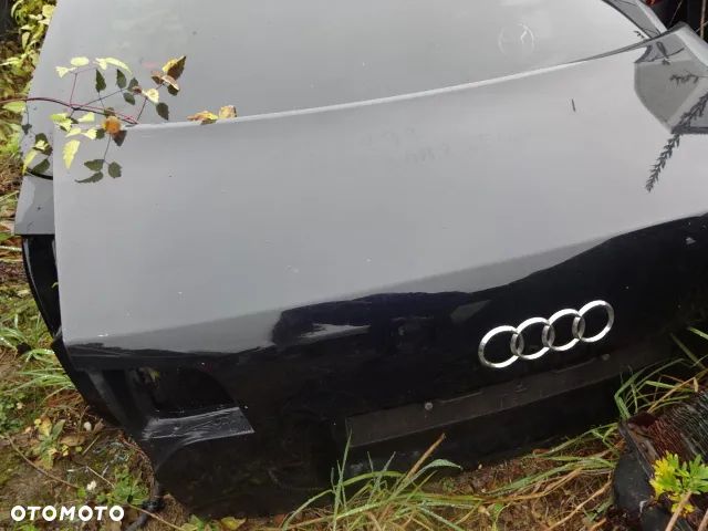 Klapa bagażnika Audi A4 B7 sedan LY9B - 3