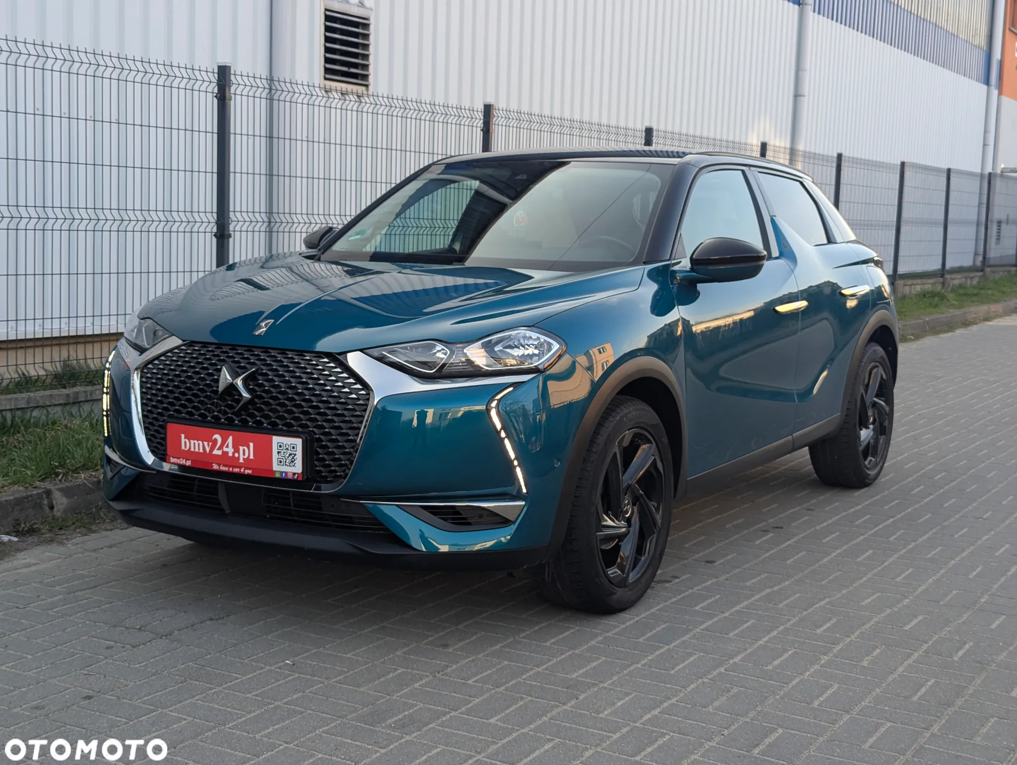 DS Automobiles DS 3 Crossback PureTech 100 Bastille - 2