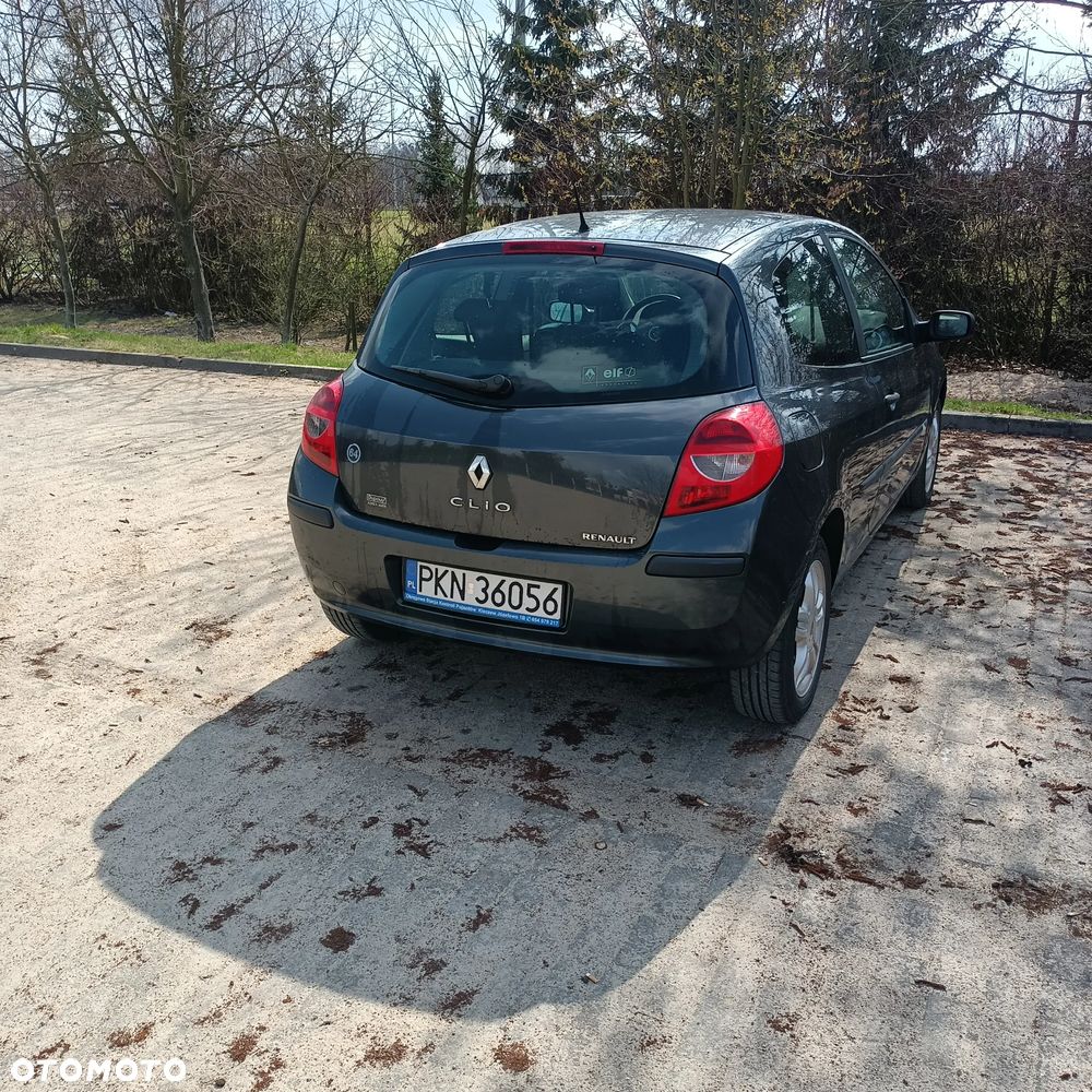 Renault Clio 1.6 16V Extreme - 2