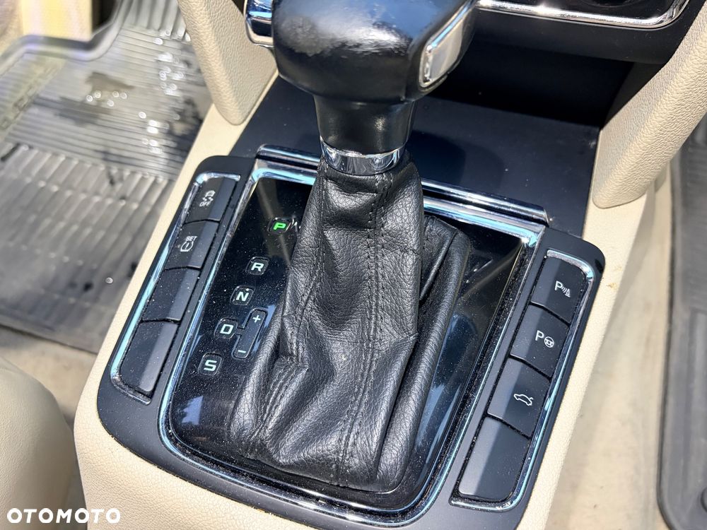 Skoda Superb 2.0 TSI L&K DSG - 10