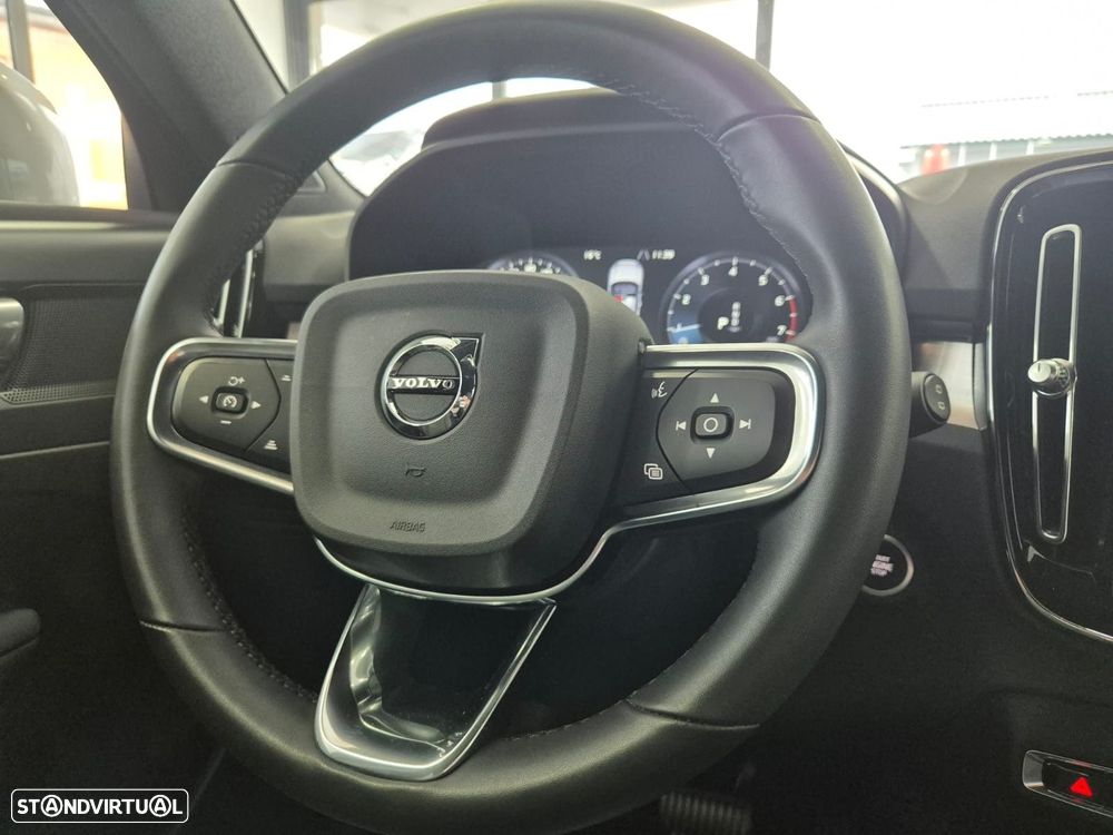 Volvo XC 40 1.5 T2 Inscription Geartronic - 12