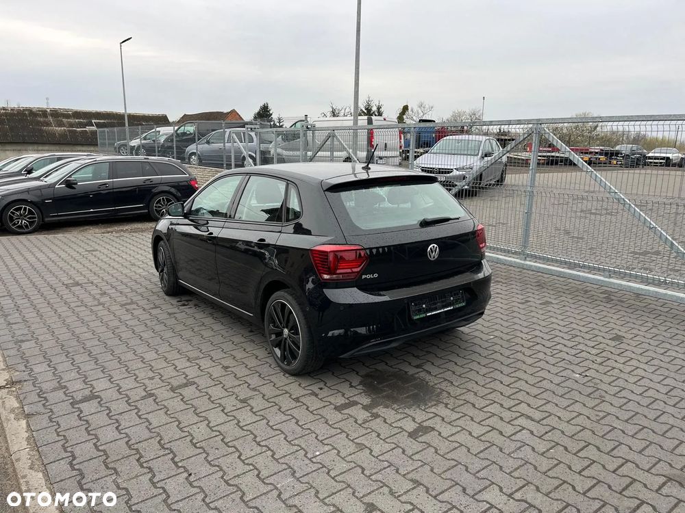 Volkswagen Polo - 4