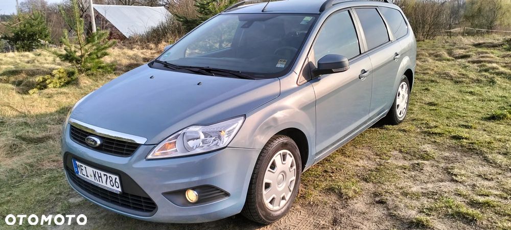 Ford Focus 1.6 16V Trend - 10