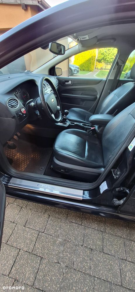 Ford Focus - 11