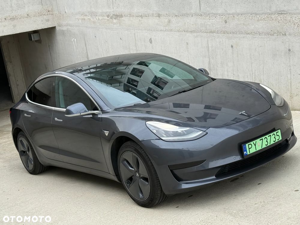 Tesla Model 3 - 18