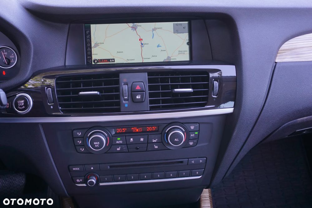 BMW X3 xDrive30d - 27