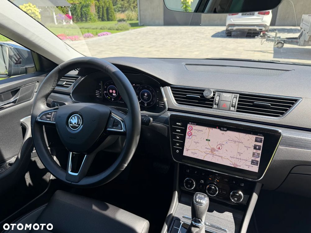 Skoda Superb 2.0 TDI SCR 4x4 Sportline DSG - 35