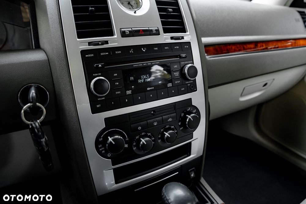 Chrysler 300C 2.7 Automatik - 30