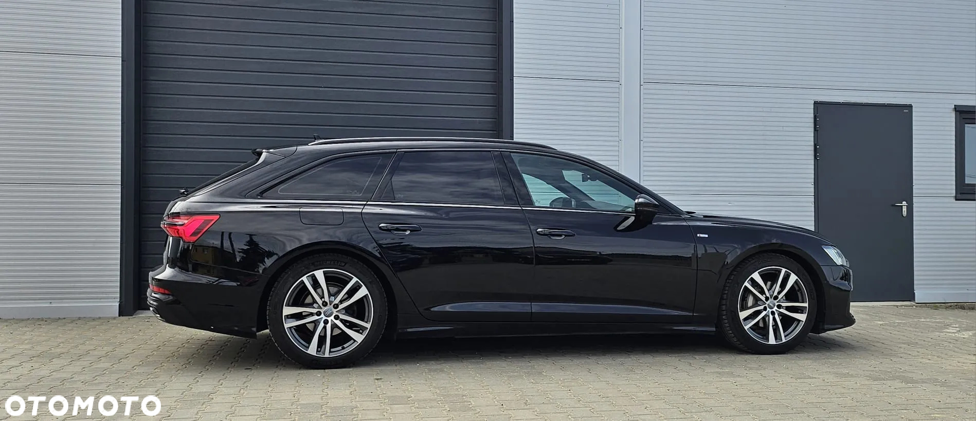 Audi A6 Avant 40 TDI S tronic S line - 14