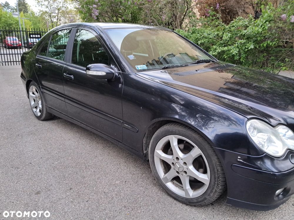 Mercedes-Benz Klasa C - 12